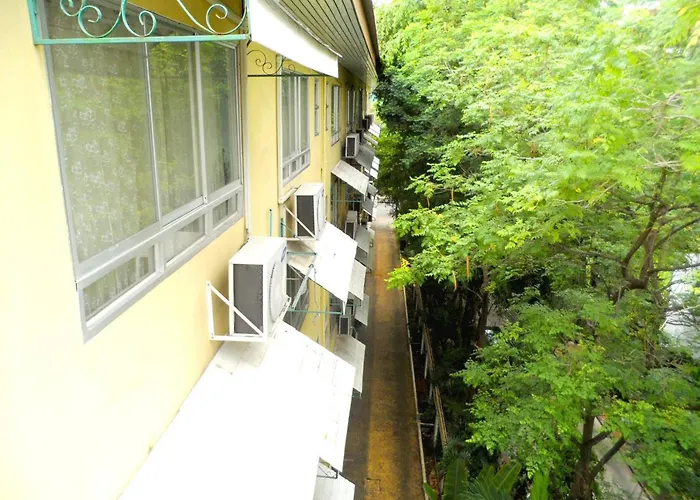 By Royal Ivory Nana Hotel